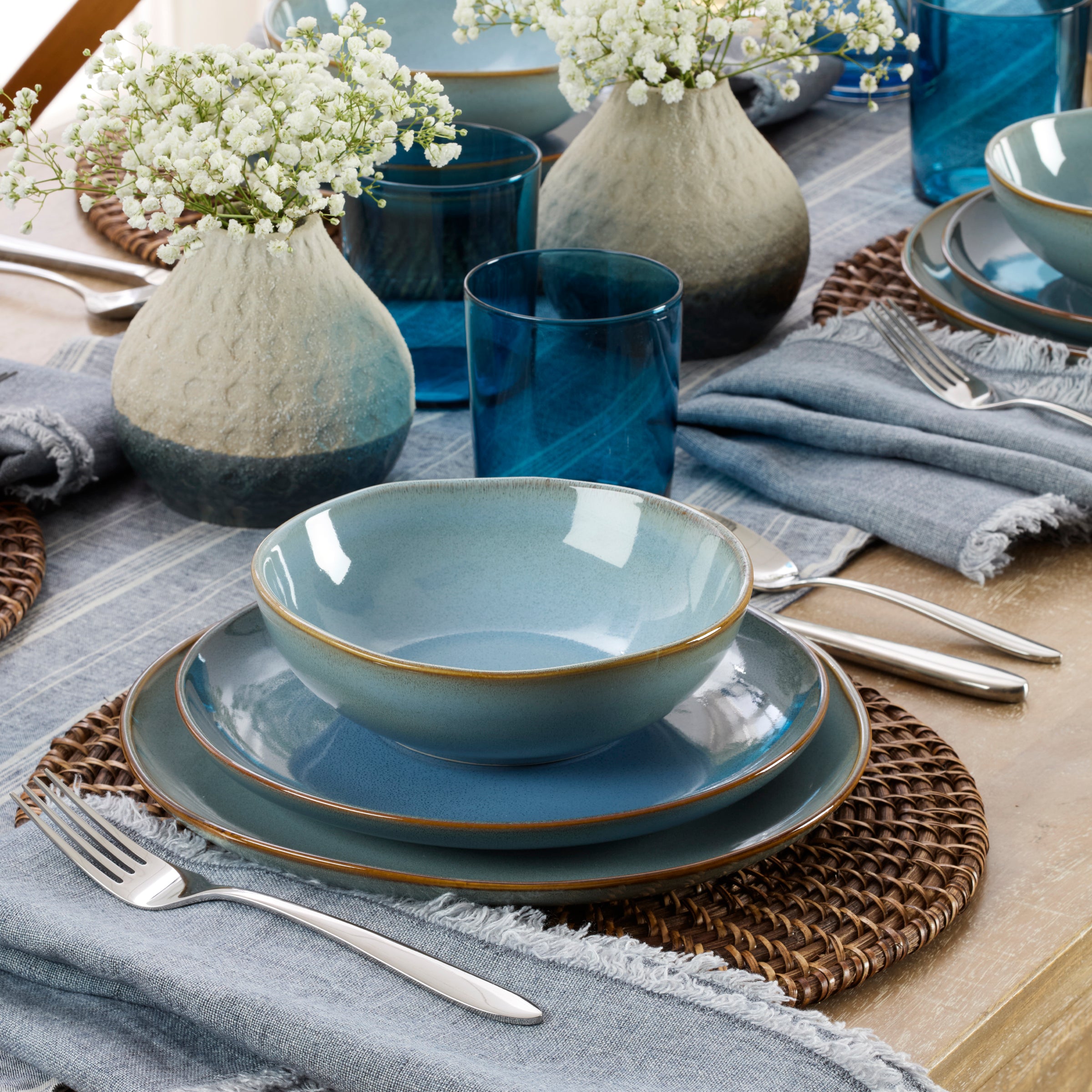 Slate Blue Stoneware Dinnerware Set, 18-Piece - Image 3