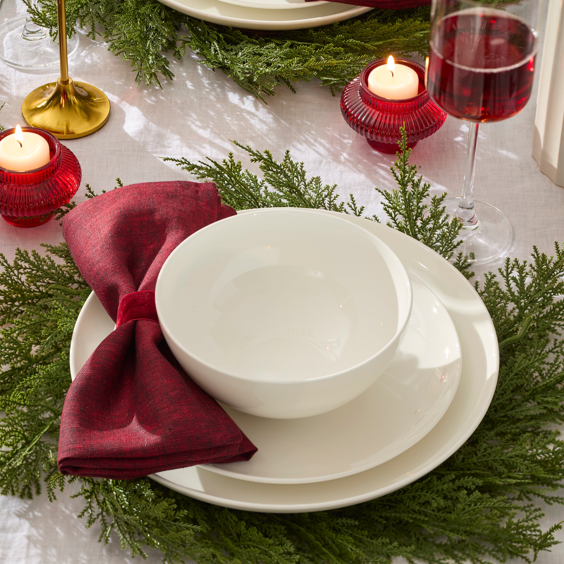 White Bone China Coupe Dinnerware Set, 16-Piece - Image 2